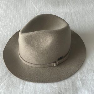 DeLux 100% Wool Wide Brim Fedora Hat in Taupe Beige Color